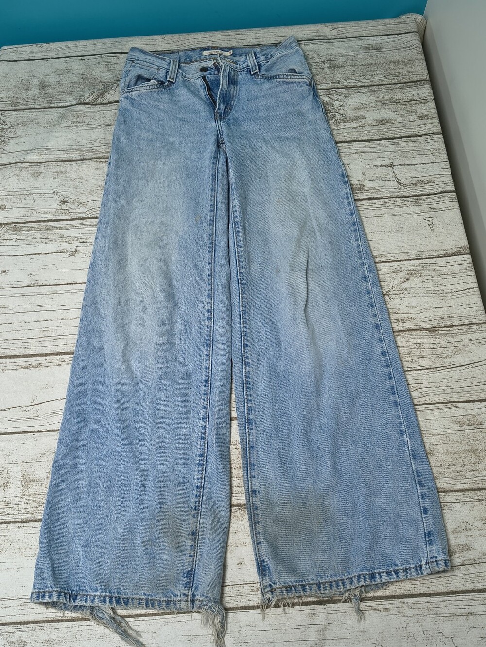 Levi's 94 Baggy Wide Leg Grunge Jeans Size 24